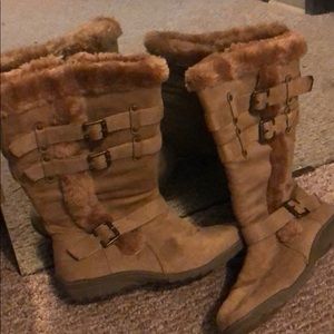 Girls fur zip up brown boots